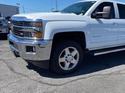 2015 Chevrolet Silverado 2500HD 4X4 LTZ 4DR Crew Cab SB