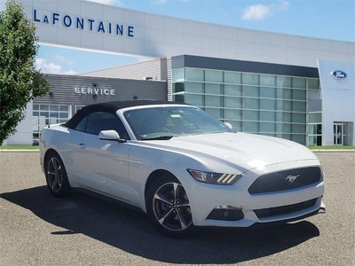 2015 Ford Mustang V6 2DR Convertible