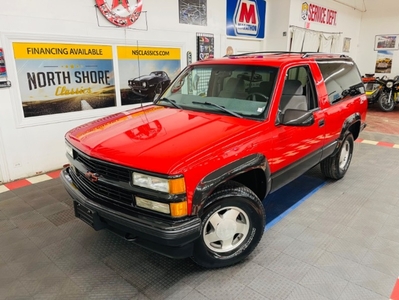 FOR SALE: 1999 Chevrolet Tahoe