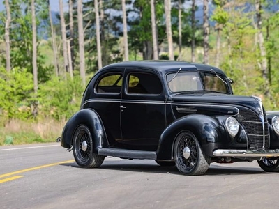 1939 Ford Standard Sedan