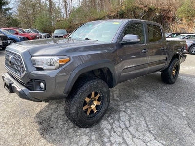 2019 Toyota Tacoma 4X4 TRD Off-Road 4DR Double Cab 5.0 FT SB 6A