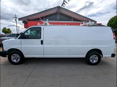 2015 GMC Savana 2500 for Sale in Co Bluffs, Iowa