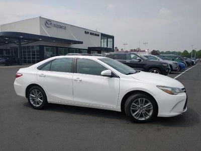 2015 Toyota Camry for Sale in Co Bluffs, Iowa