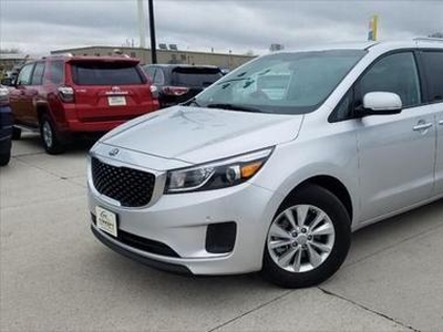 2017 Kia Sedona for Sale in Co Bluffs, Iowa