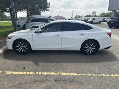 2018 Chevrolet Malibu for Sale in Co Bluffs, Iowa
