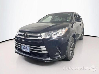 2019 Toyota Highlander for Sale in Co Bluffs, Iowa