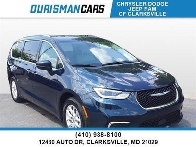 2021 Chrysler Pacifica for Sale in Co Bluffs, Iowa