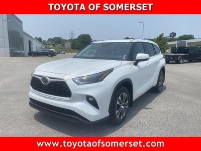2022 Toyota Highlander for Sale in Co Bluffs, Iowa