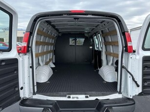2022 GMC Savana 2500 Work Van in Fort Gratiot, MI
