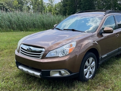 2011 Subaru Outback 2.5i Limited AWD 4dr Wagon for sale in Wixom, MI