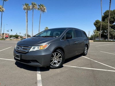 2012 Honda Odyssey EX L w/DVD 4dr Mini Van for sale in Bakersfield, CA