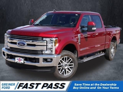 2019 Ford F-350 Super Duty 4X4 Lariat 4DR Crew Cab 6.8 FT. SB SRW Pickup