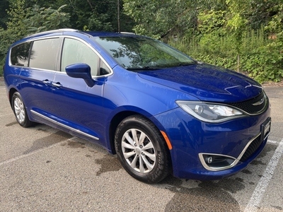 Used 2019 Chrysler Pacifica Touring L FWD