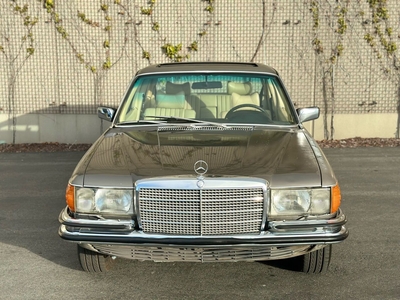 1979 Mercedes-Benz 450-Class 6.9