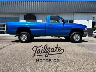 1999 Dodge Ram 1500 for Sale in Saint Charles, Illinois