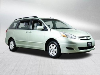 2008 Toyota Sienna for Sale in Chicago, Illinois