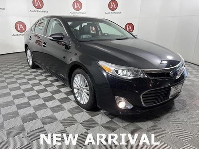 2015 Toyota Avalon Hybrid for Sale in Chicago, Illinois
