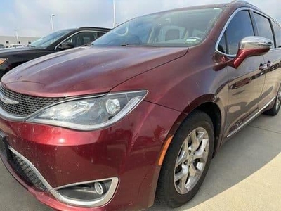 2017 Chrysler Pacifica for Sale in Saint Charles, Illinois