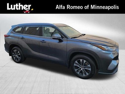 2020 Toyota Highlander for Sale in Denver, Colorado