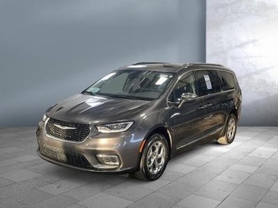 2021 Chrysler Pacifica for Sale in Chicago, Illinois