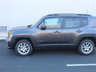 2021 Jeep Renegade 4WD Latitude in Fort Atkinson, WI