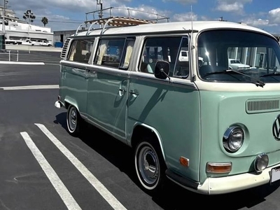 1972 Volkswagen BUS