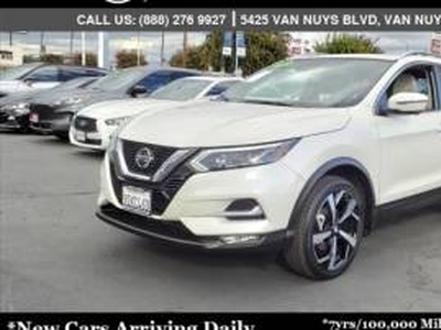 Nissan Rogue Sport 2000