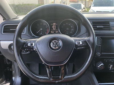 2017 Volkswagen Jetta SE in Tampa, FL