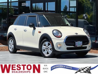 2017 Mini Hardtop 4 Door Cooper 4DR Hatchback