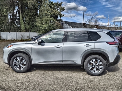 2021 Nissan Rogue SV in Gladstone, OR