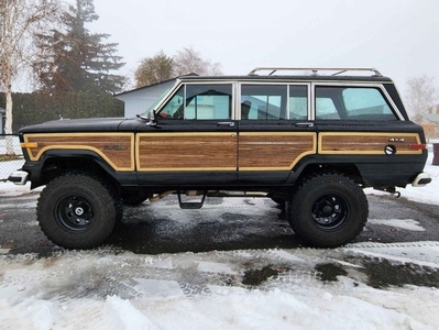 FOR SALE: 1989 Jeep Grand Wagoneer $22,000 USD