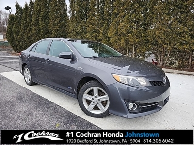 Used 2014 Toyota Camry Hybrid SE Limited Edition FWD