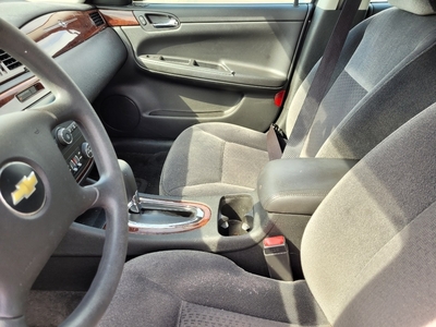 2010 Chevrolet Impala LS in Grove City, OH