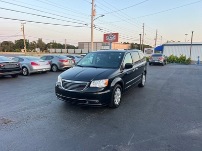 2015 Chrysler Town & Country