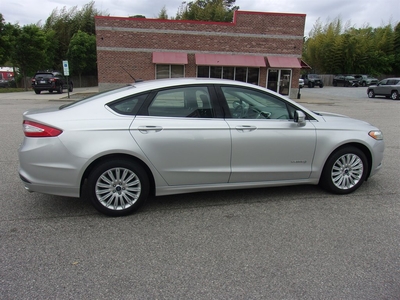 2013 Ford Fusion Hybrid SE in Fayetteville, NC