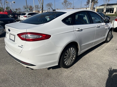 2016 Ford Fusion Hybrid SE in Lawndale, CA