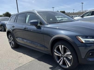 2023 Volvo V60 Cross Country AWD B5 Plus 4DR Wagon