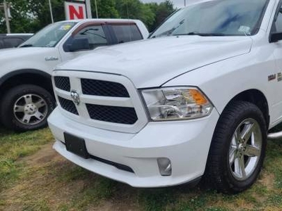 Ram 1500 5.7L V-8 Gas