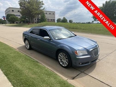 2011 Chrysler 300C for Sale in Co Bluffs, Iowa