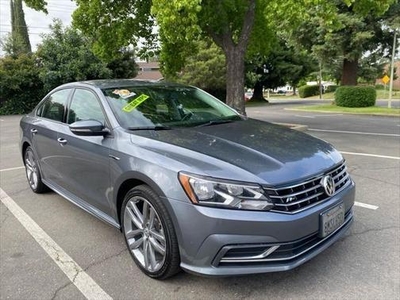 2018 Volkswagen Passat for Sale in Co Bluffs, Iowa