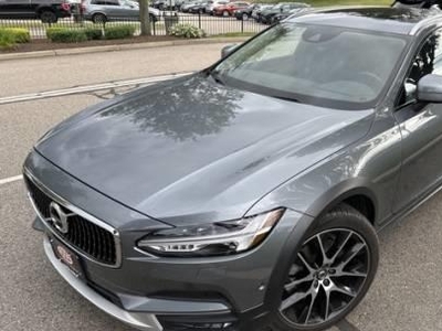 2018 Volvo V90 Cross Country AWD T6 4DR Wagon