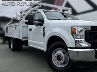 Ford Super Duty F-350 Chassis Cab 6200