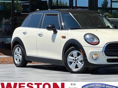 2017 Mini Hardtop 4 Door Cooper 4DR Hatchback