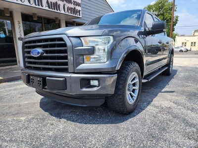 2016 Ford F150 SuperCrew Cab XLT Pickup 4D 6 1/2 ft for sale in San Antonio, TX