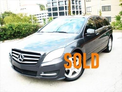 2011 Mercedes-Benz R-Class for Sale in Chicago, Illinois