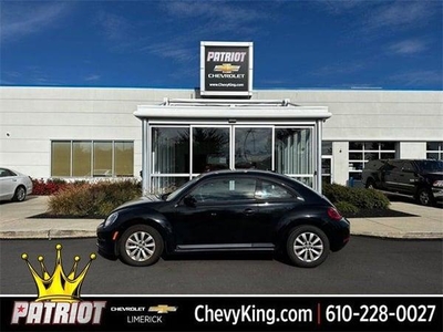 2014 Volkswagen Beetle for Sale in Northwoods, Illinois