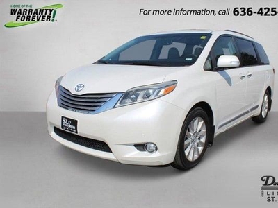 2015 Toyota Sienna for Sale in Carmel, Indiana