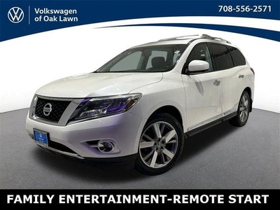 2016 Nissan Pathfinder for Sale in Chicago, Illinois