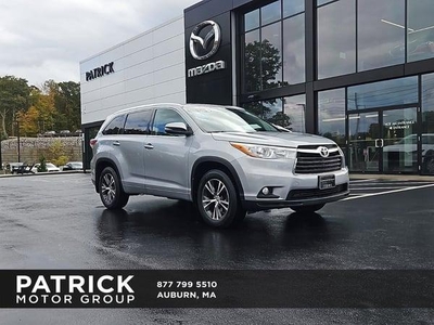 2016 Toyota Highlander for Sale in Chicago, Illinois