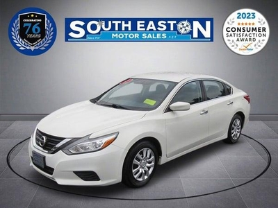 2017 Nissan Altima for Sale in Northwoods, Illinois